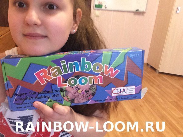 Покупатель Rainbow Loom 1